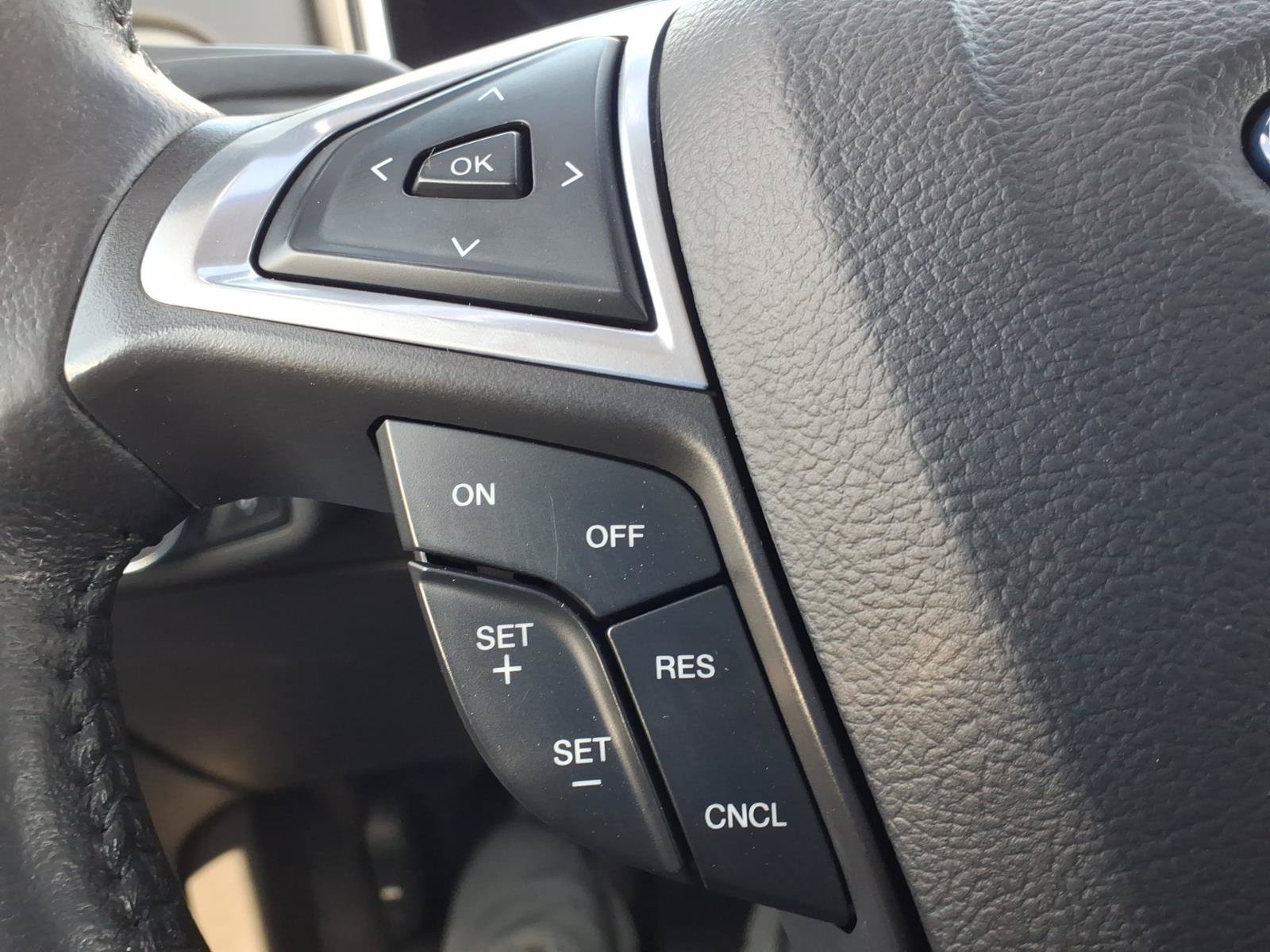 Used 2015 Ford Fusion SE w/ Equipment Group 202A FWD image 20