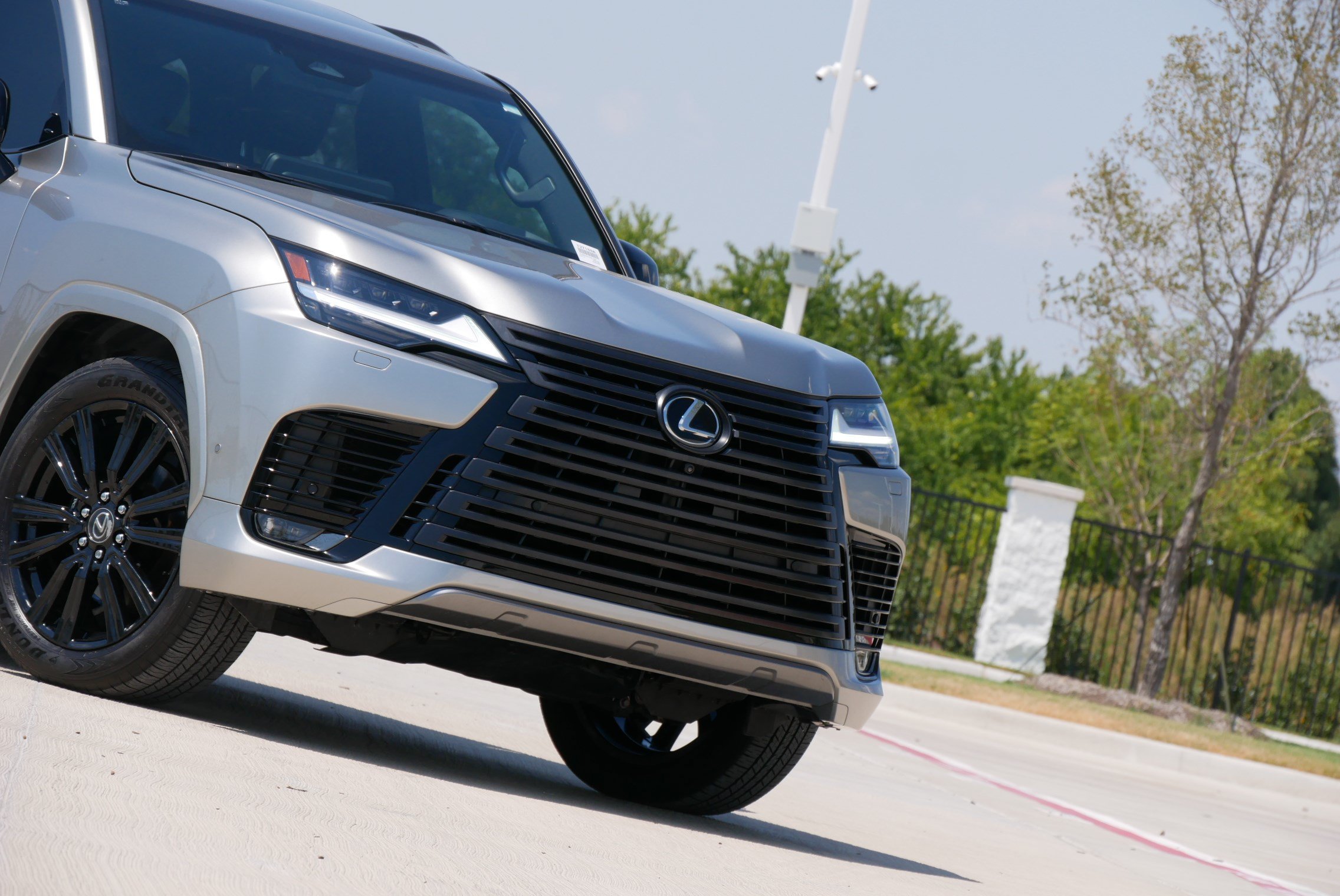Used 2026 Lexus LX 700h Luxury w/ Appearance Package AWD/4WD image 39