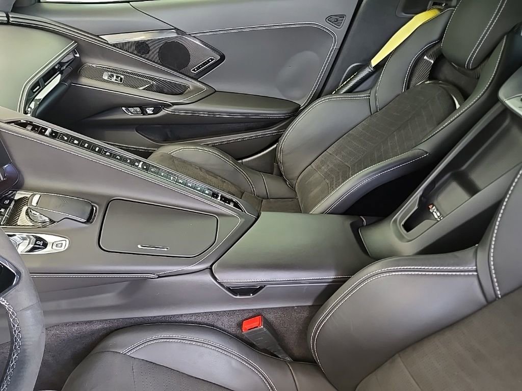 Used 2023 Chevrolet Corvette Stingray Premium Cpe w/ Stealth Interior Trim Package RWD image 37