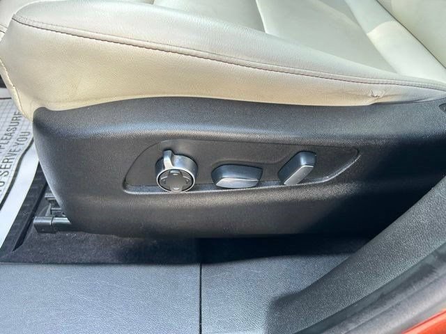 Used 2019 Cadillac XT4 Sport w/ Cold Weather Package AWD/4WD image 16