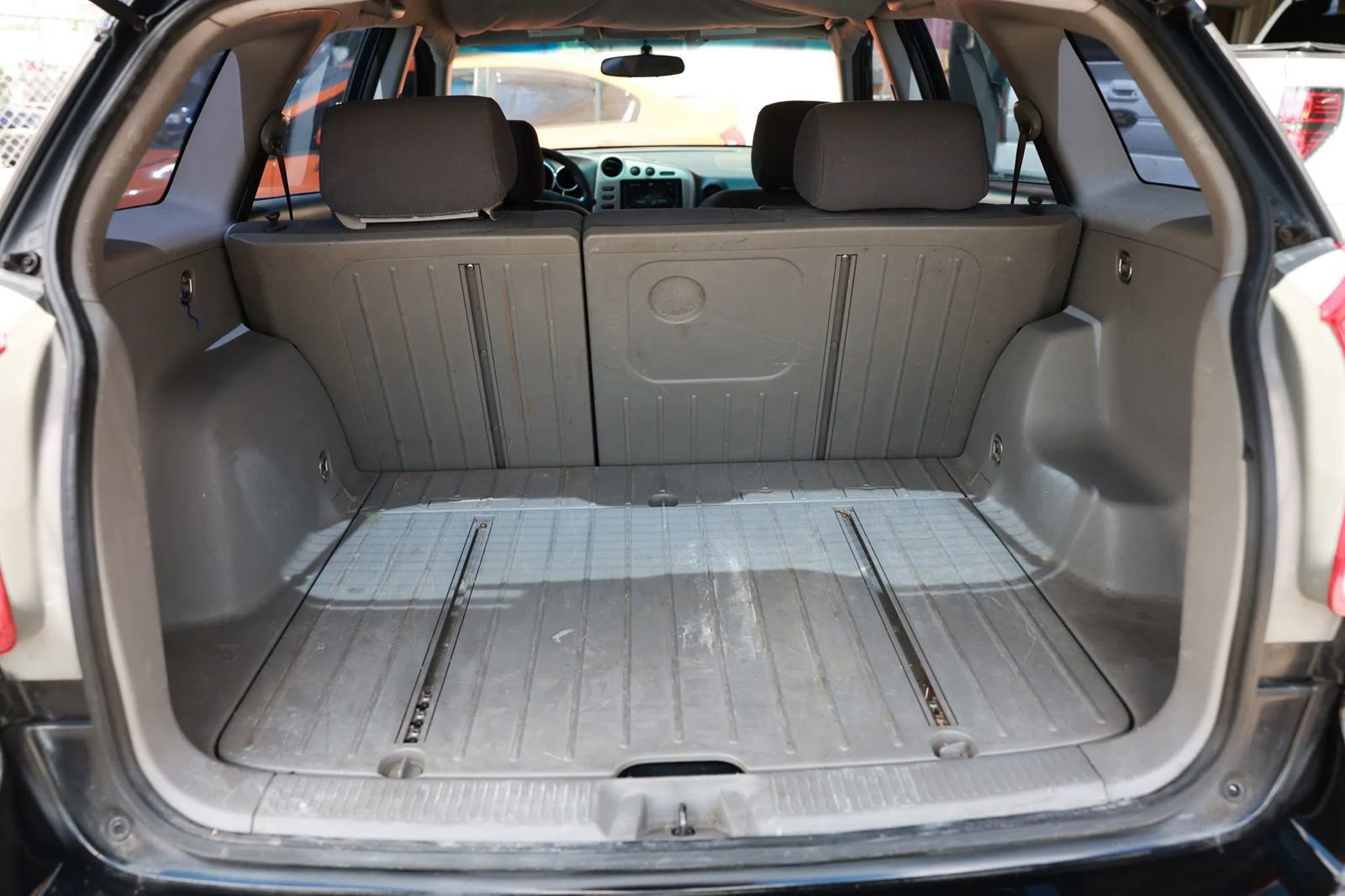 Used 2003 Toyota Matrix XR FWD image 23