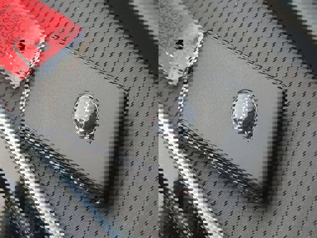 New 2026 Volvo XC60 T8 Ultra w/ Protection Package Premier AWD/4WD image 33