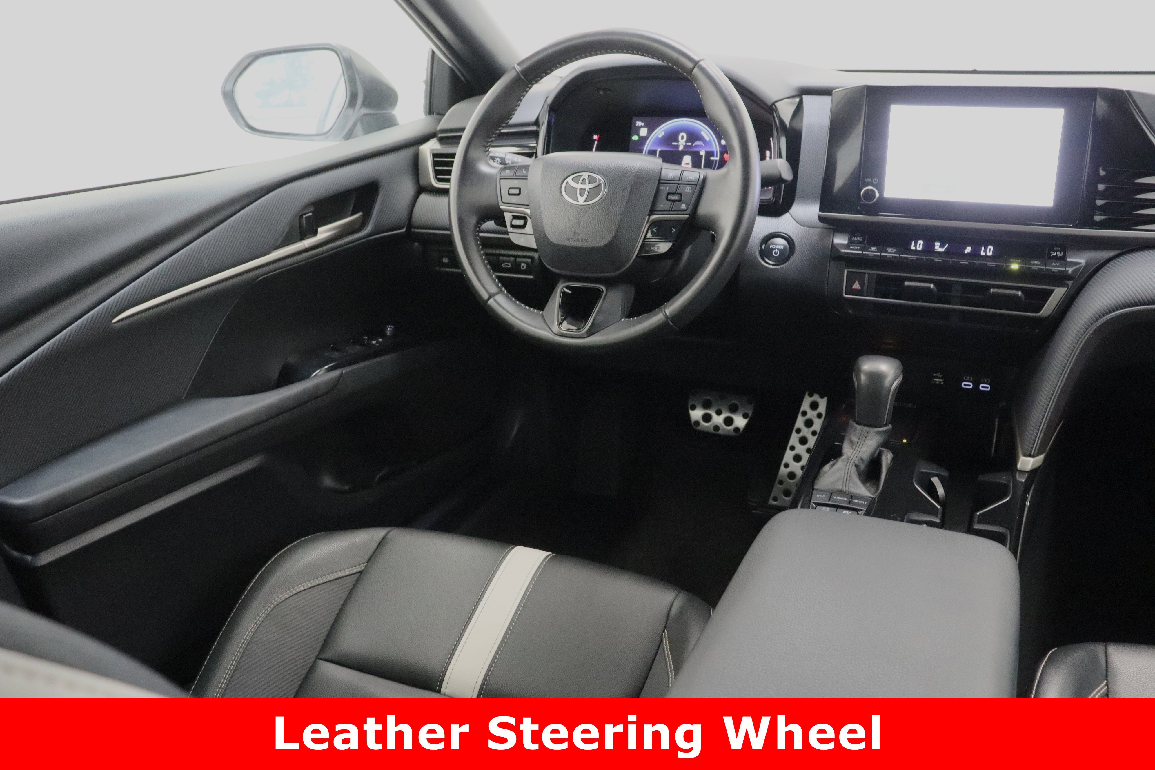 Certified 2025 Toyota Camry SE image 31