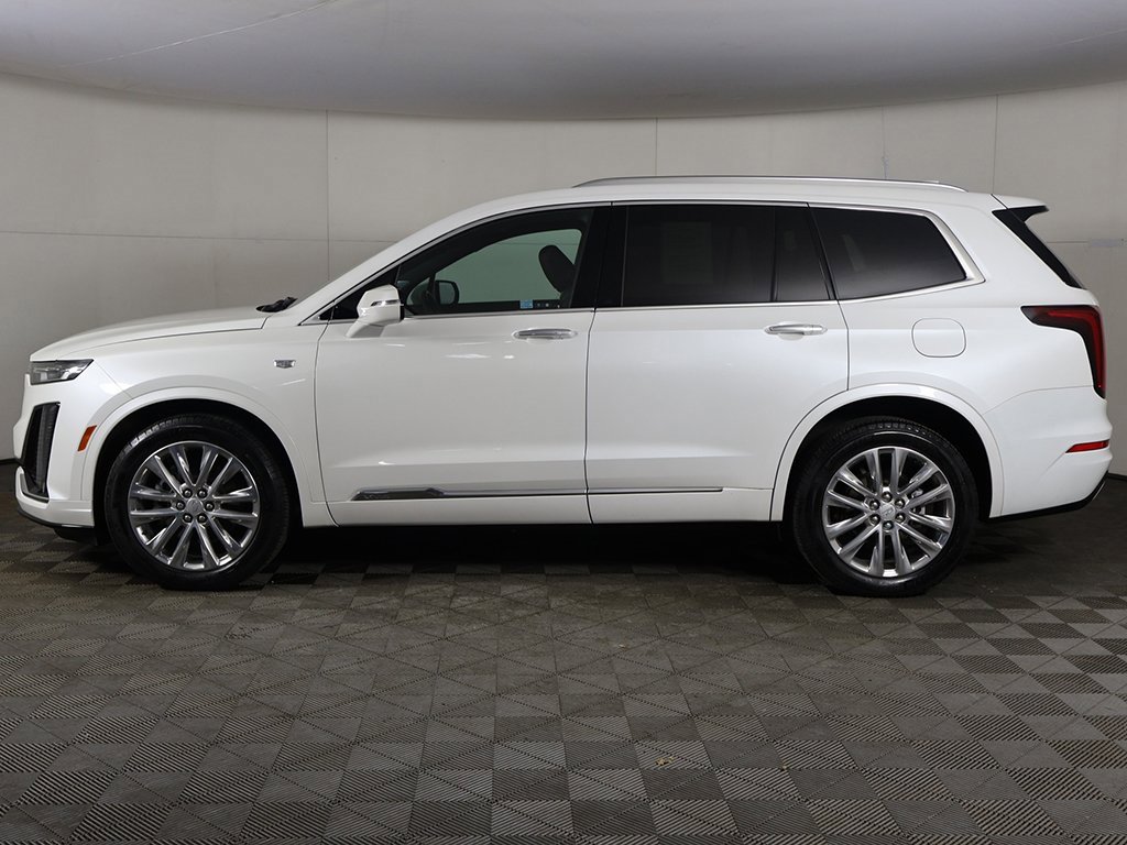 Used 2024 Cadillac XT6 Premium Luxury w/ LPO, Floor Liner Package image 20