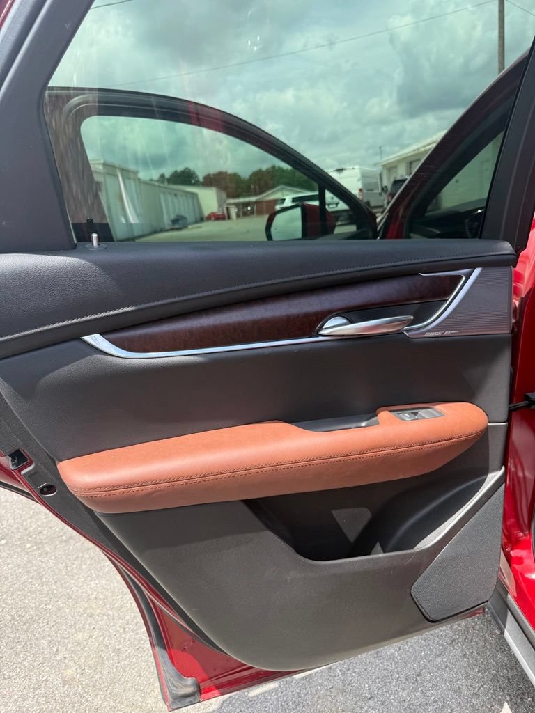 Used 2023 Cadillac XT5 Premium Luxury w/ Technology Package FWD image 13