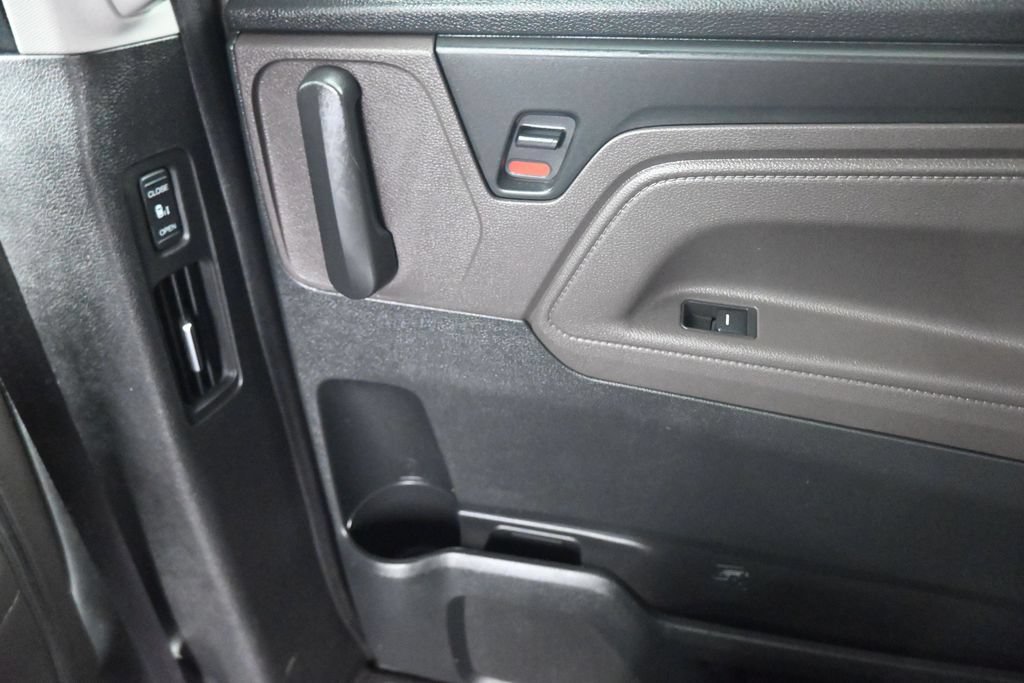 Used 2023 Honda Odyssey EX-L image 36