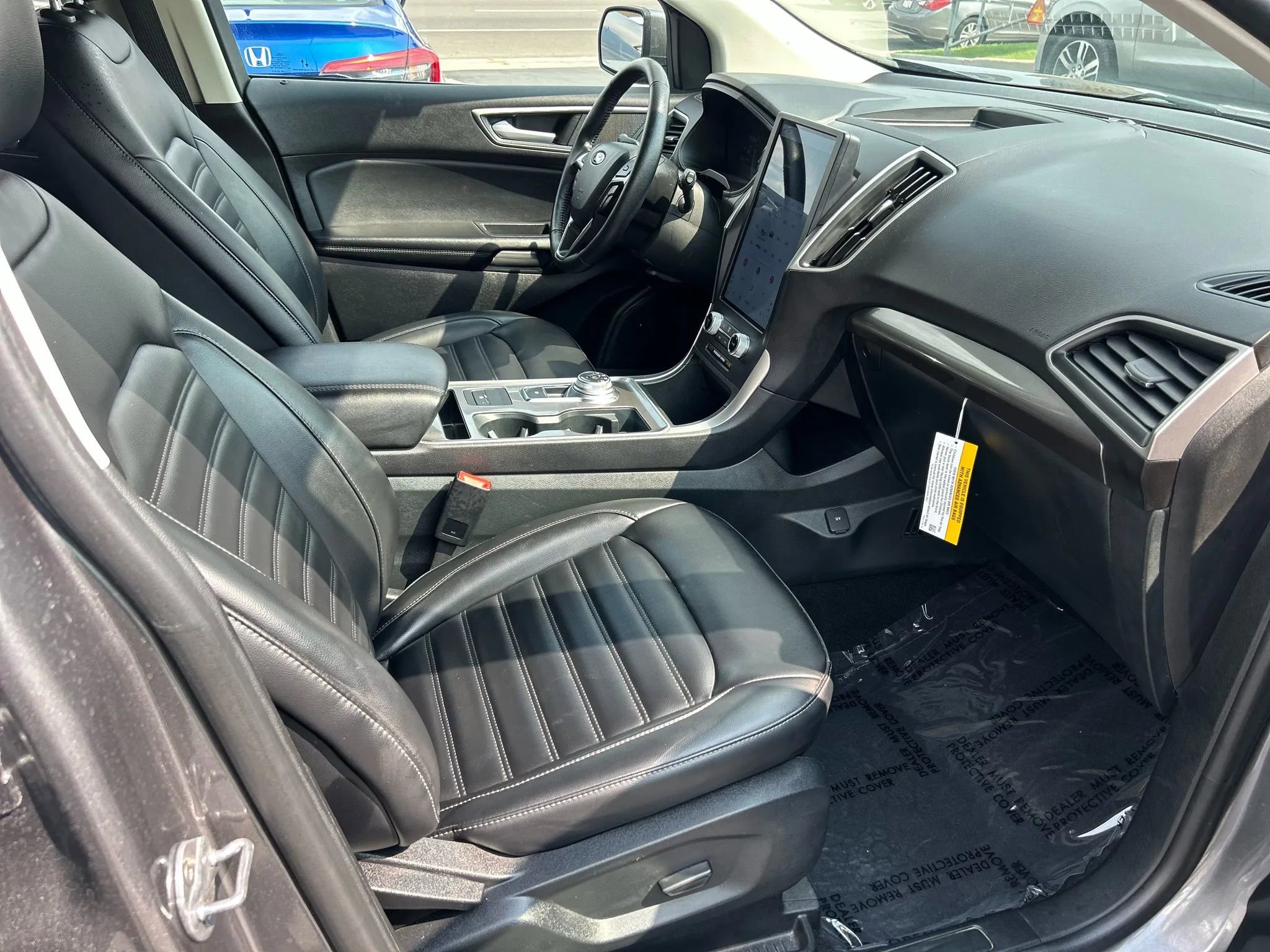 Used 2024 Ford Edge SEL image 17