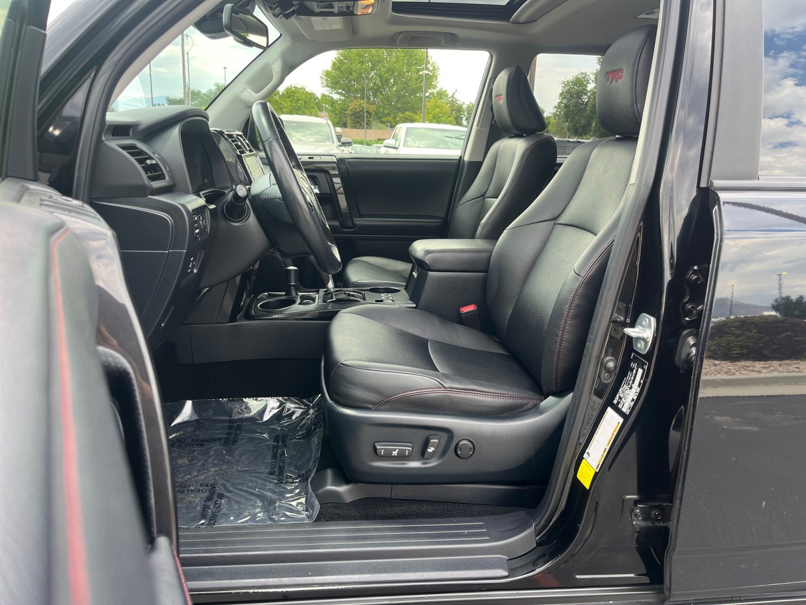Certified 2023 Toyota 4Runner TRD Off-Road Premium w/ Off Road Premium Plus Package AWD/4WD image 11