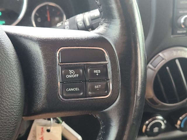 Used 2018 Jeep Wrangler Unlimited Sport w/ Connectivity Group AWD/4WD image 17