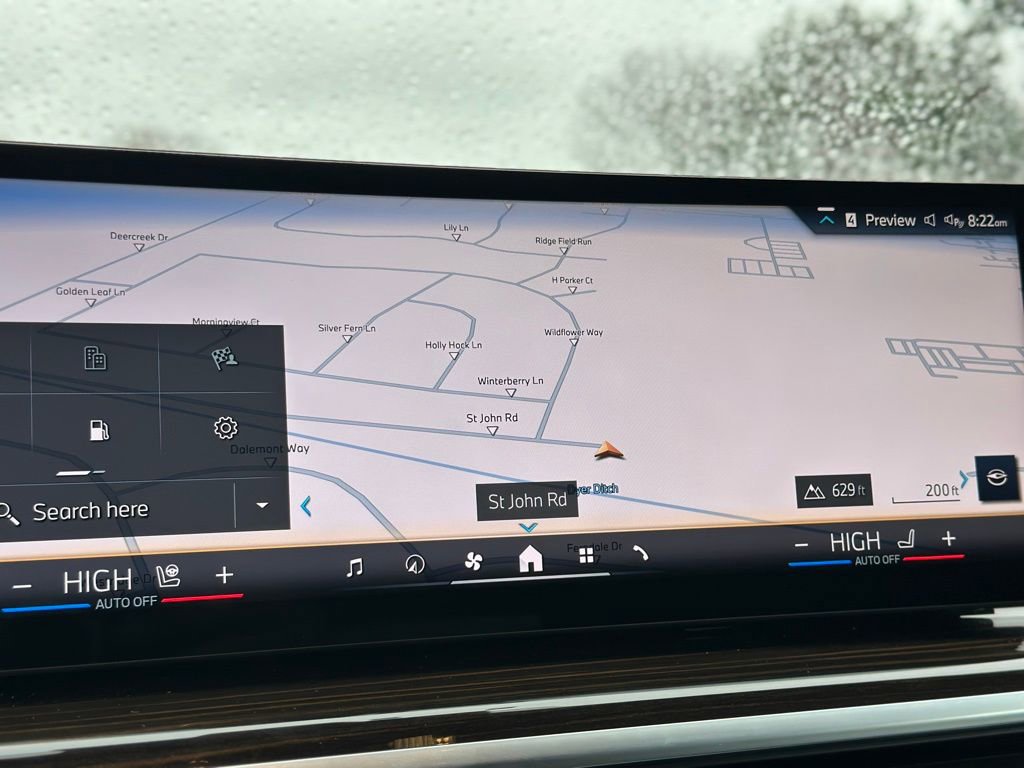 Certified 2025 BMW X7 xDrive40i w/ M Sport Package image 39