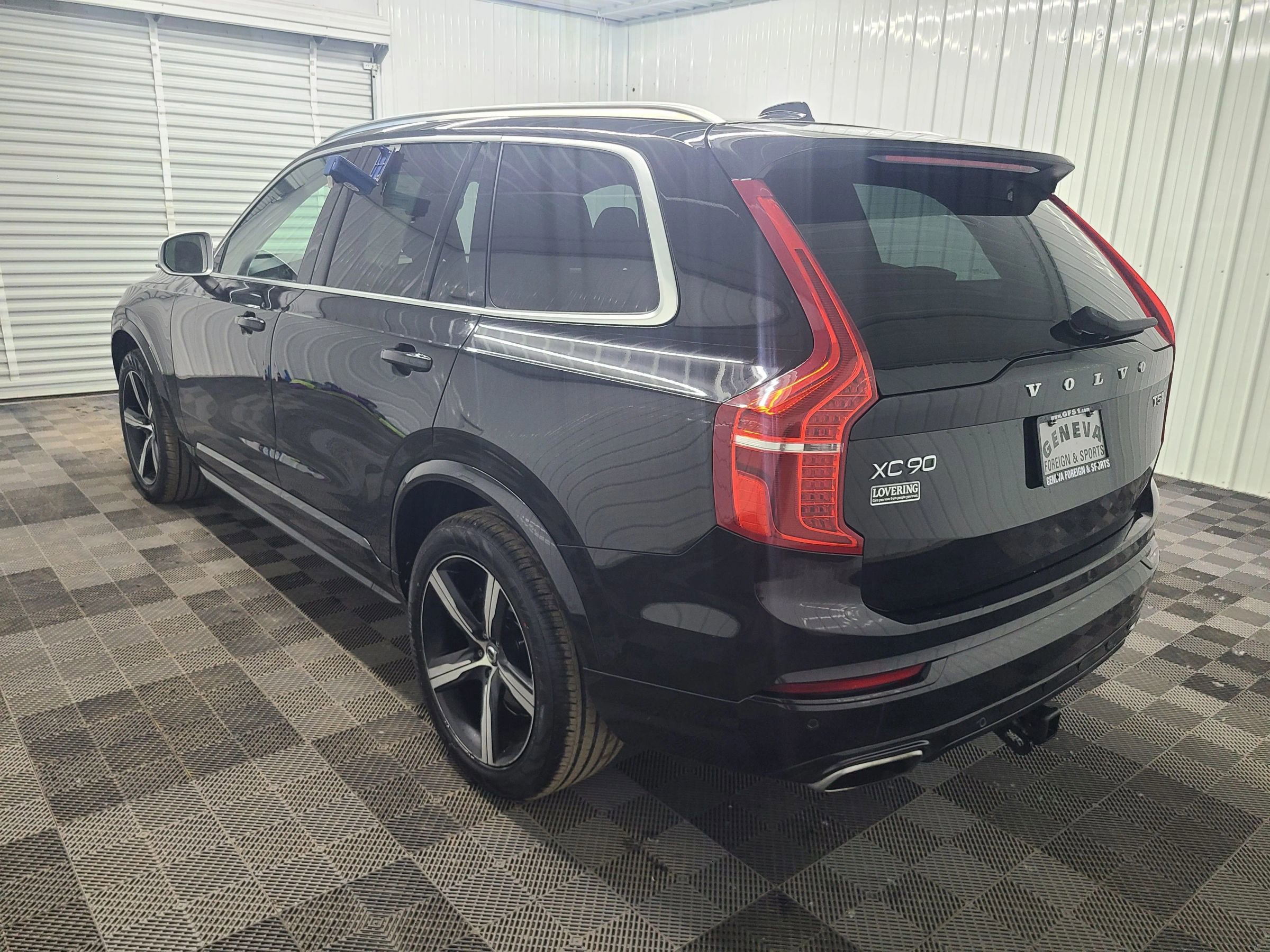 Used 2019 Volvo XC90 T5 R-Design w/ Protection Package AWD/4WD image 10
