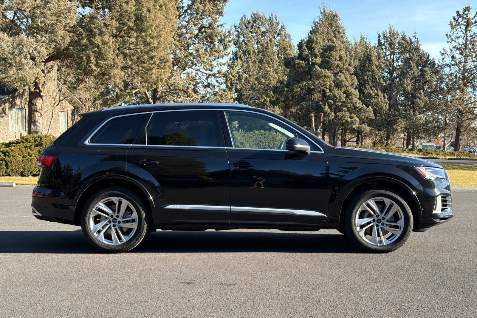 Used 2024 Audi Q7 3.0T Premium Plus image 3