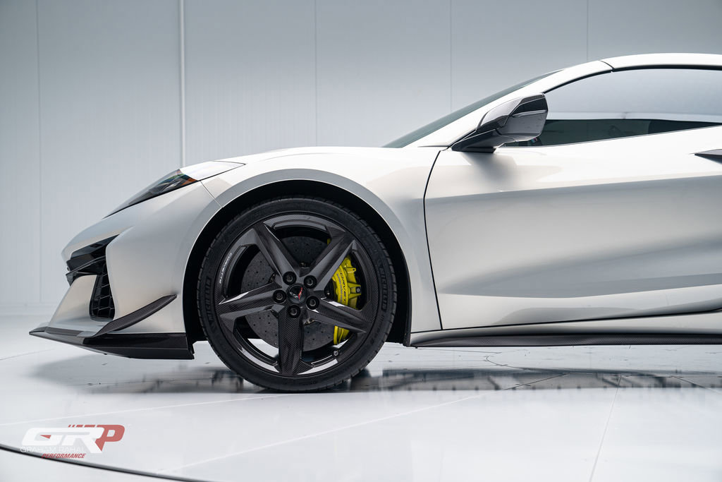 Used 2023 Chevrolet Corvette Z06 w/ Stealth Interior Trim Package image 28