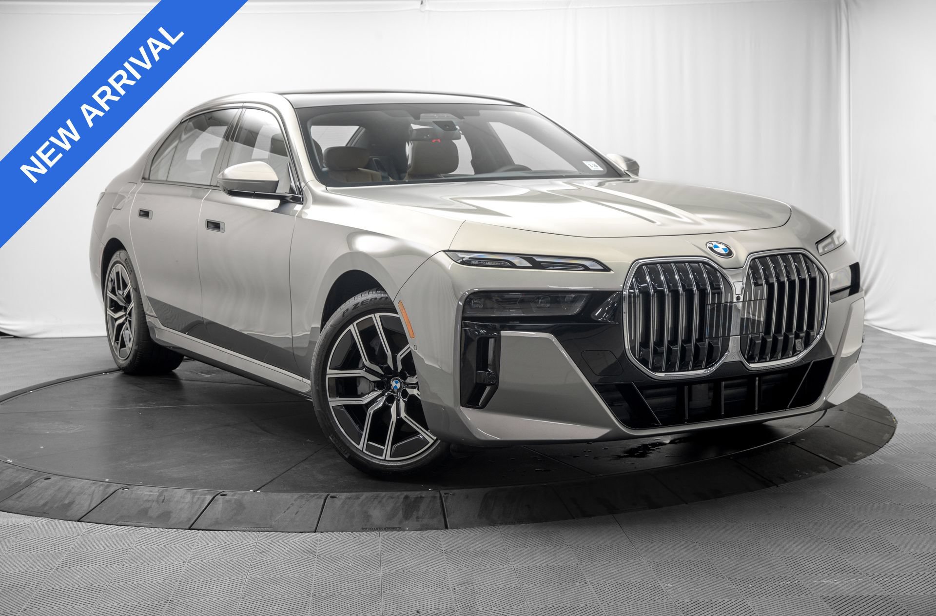 Used 2023 BMW 740i
