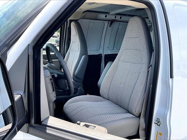 New 2026 Chevrolet Express 2500 w/ Driver Convenience Package RWD image 10
