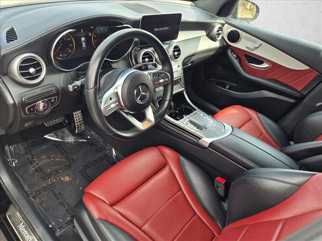 Used 2023 Mercedes-Benz GLC 300 4MATIC Coupe image 10