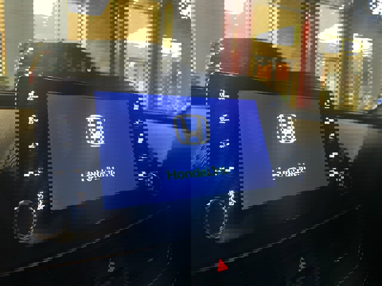 Used 2019 Honda Accord Sport image 11