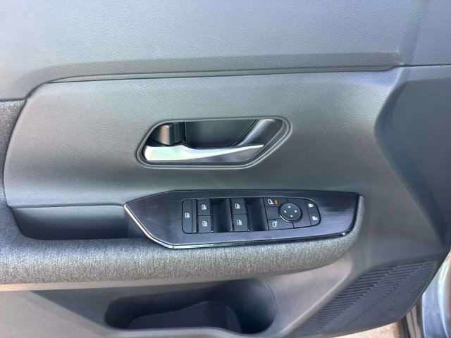 New 2027 Nissan Kicks SV AWD/4WD image 21