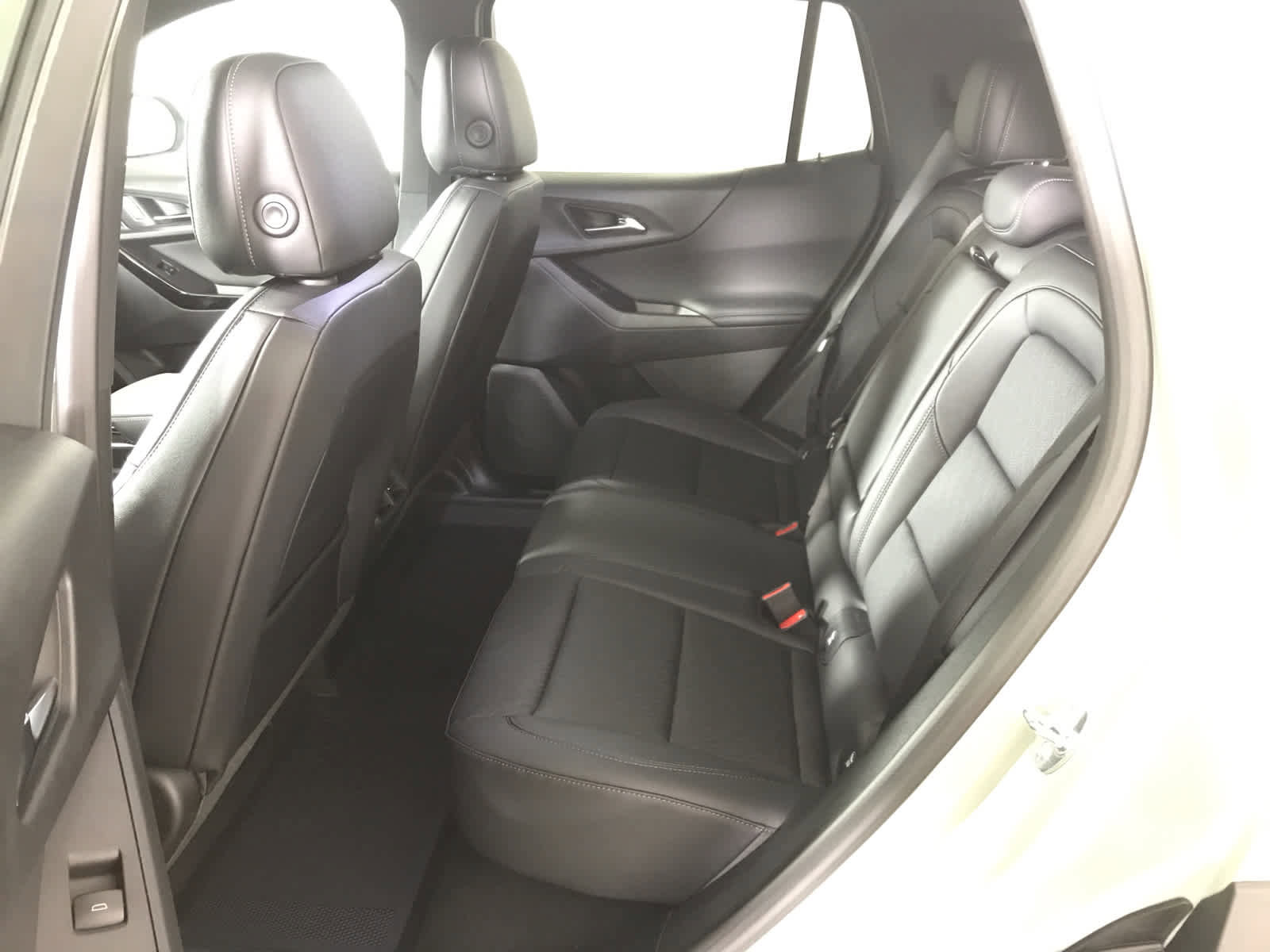 New 2026 Chevrolet Equinox LT w/ Convenience Package II image 11