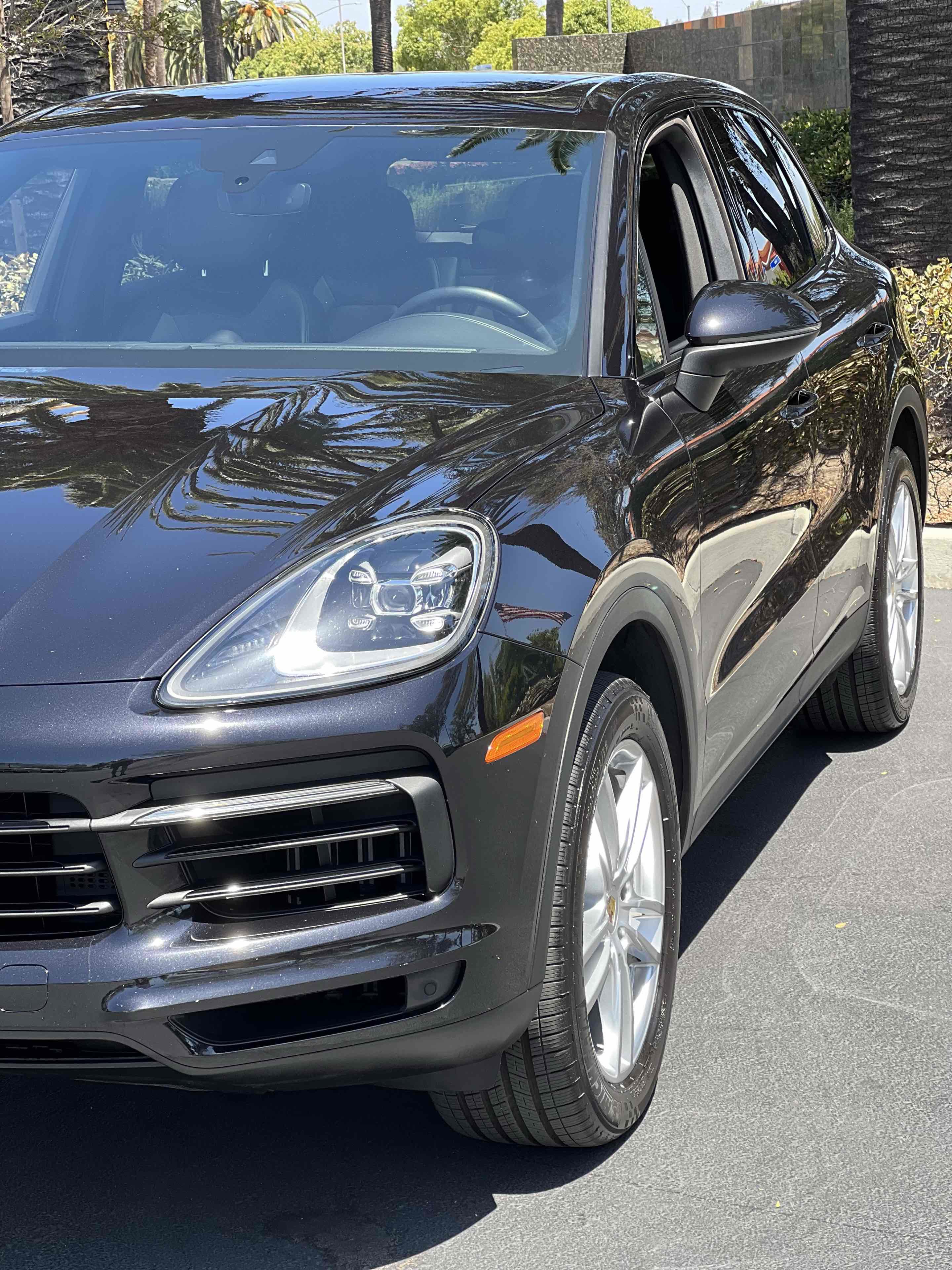 Used 2019 Porsche Cayenne w/ Premium Package AWD/4WD image 82