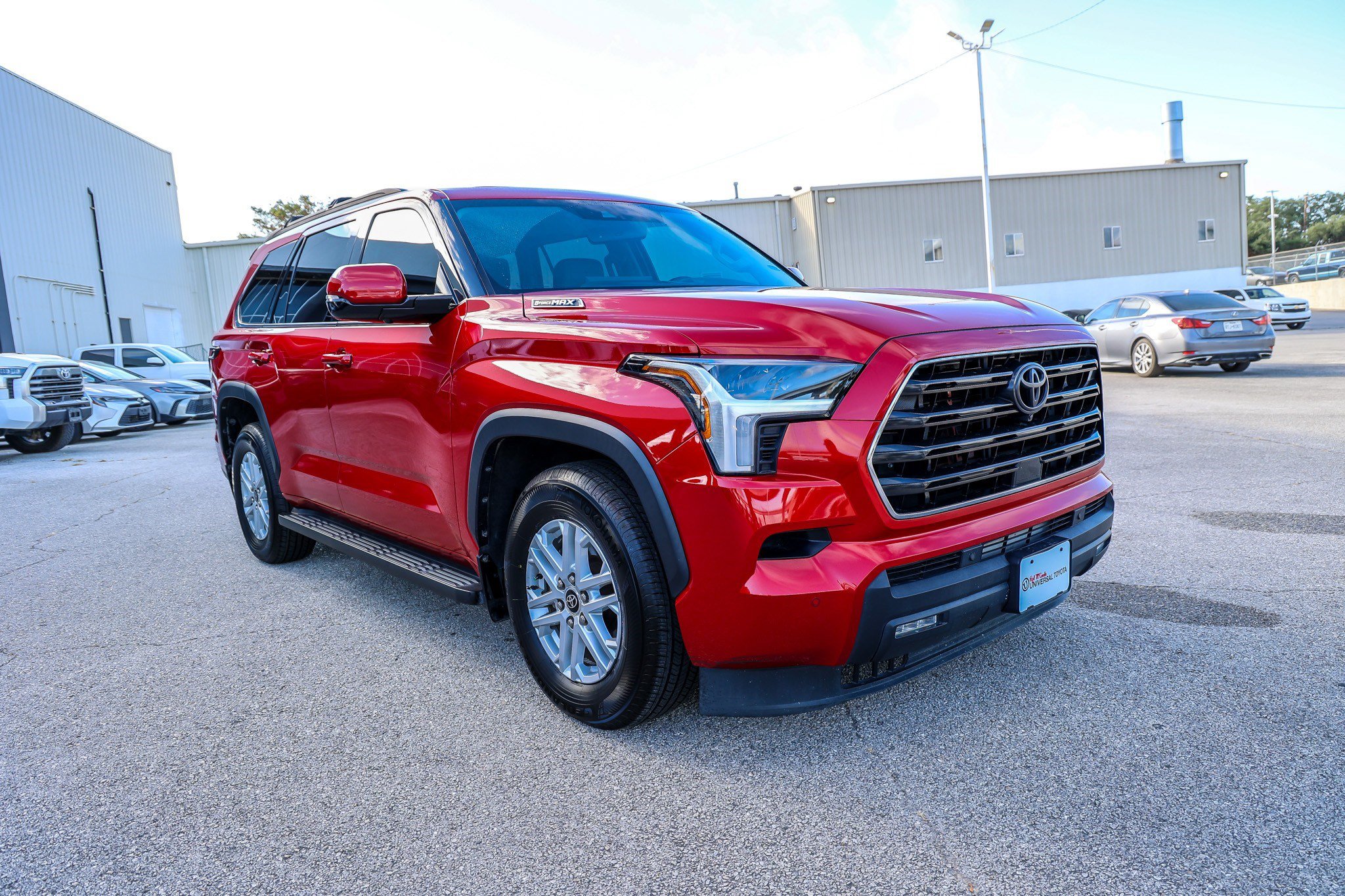 Used 2023 Toyota Sequoia SR5 w/ SR5 Premium Package RWD image 5