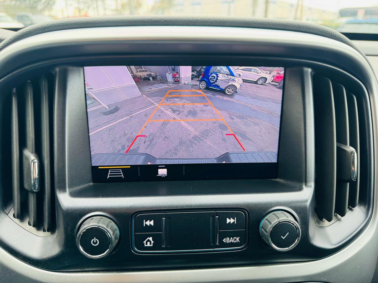 Used 2022 Chevrolet Colorado ZR2 image 12