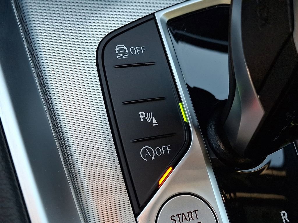 Certified 2024 BMW Z4 sDrive30i w/ Driving Assistance Package image 18