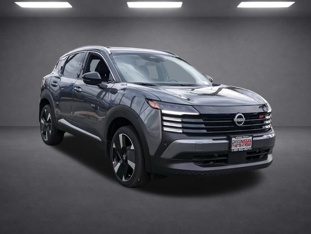 New 2026 Nissan Kicks SR FWD image 2