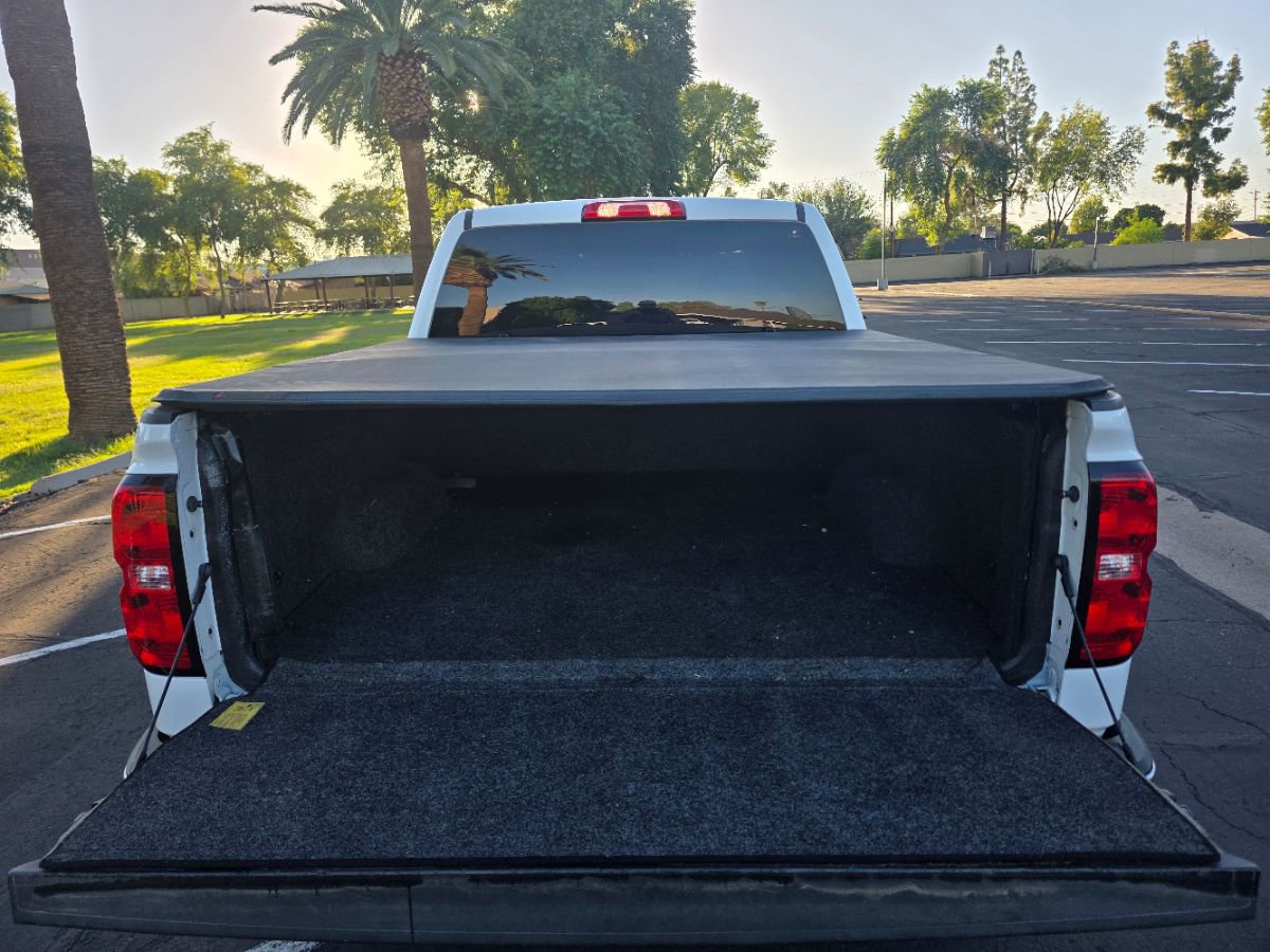 Used 2018 Chevrolet Silverado 1500 LT w/ LT Eassist Package image 13