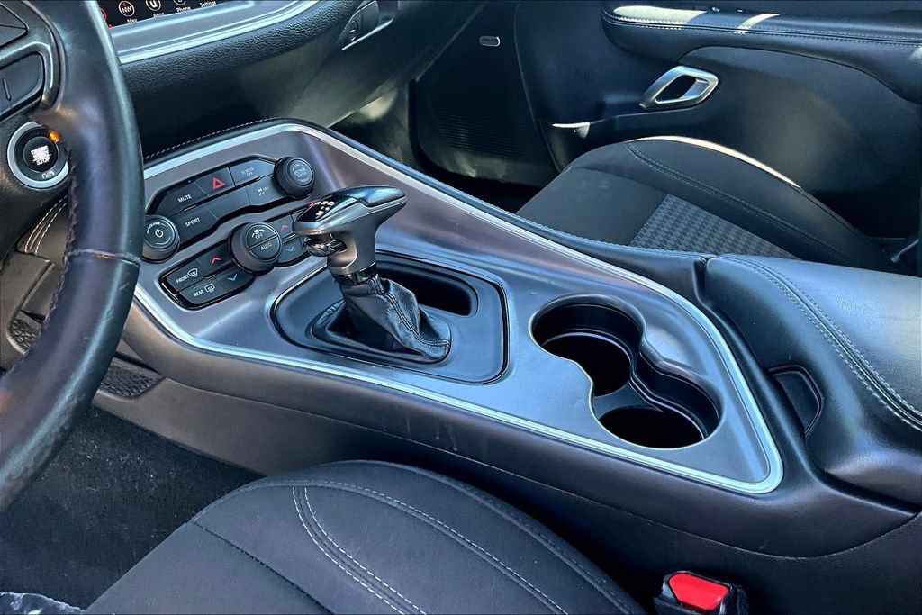 Used 2019 Dodge Challenger SXT RWD image 17