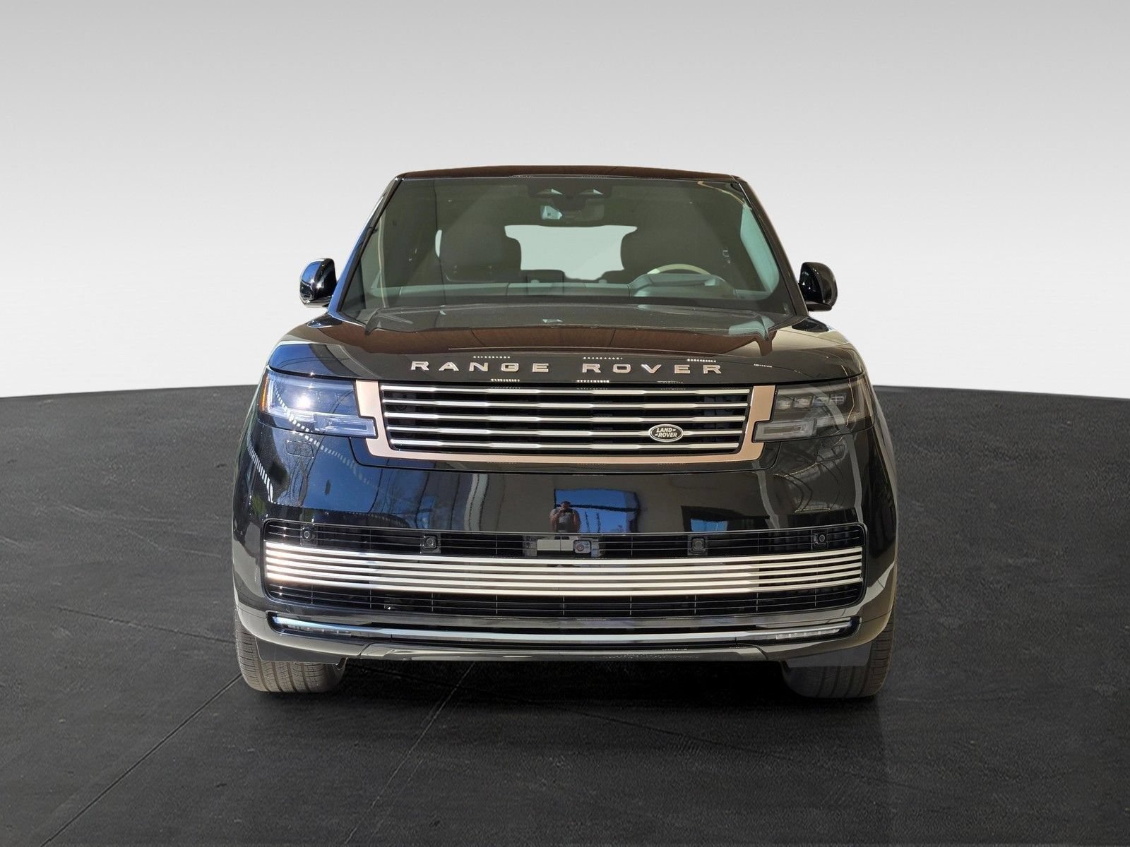 New 2026 Land Rover Range Rover SV AWD/4WD image 5