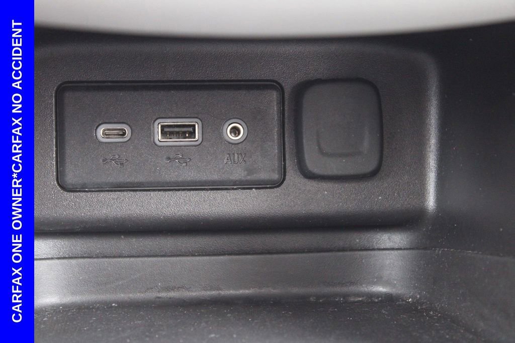 Used 2024 Chevrolet Equinox LT image 36