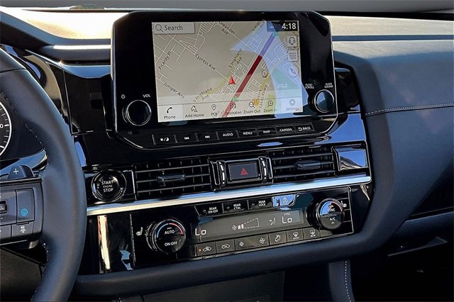 New 2025 Nissan Pathfinder SL image 6