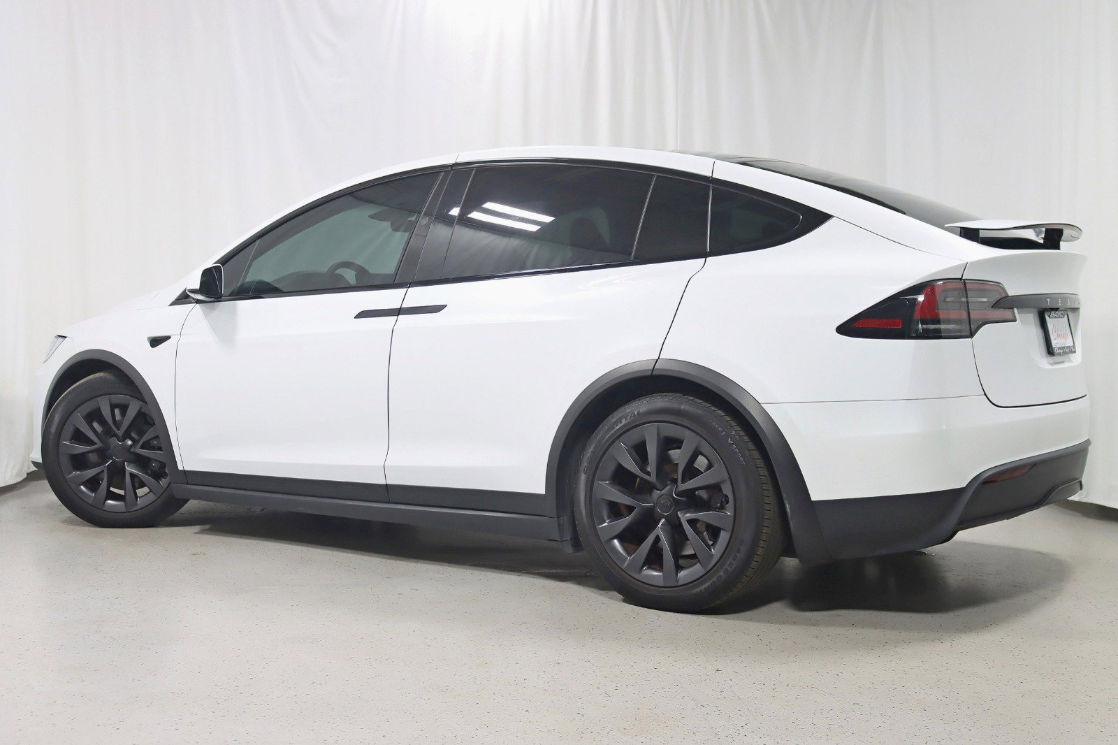 Used 2023 Tesla Model X image 10