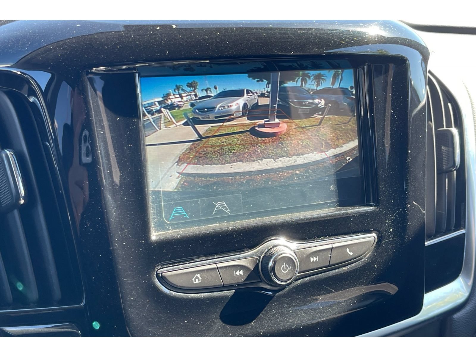 Used 2019 Chevrolet Traverse LS w/ LPO, Blackout Package FWD image 28