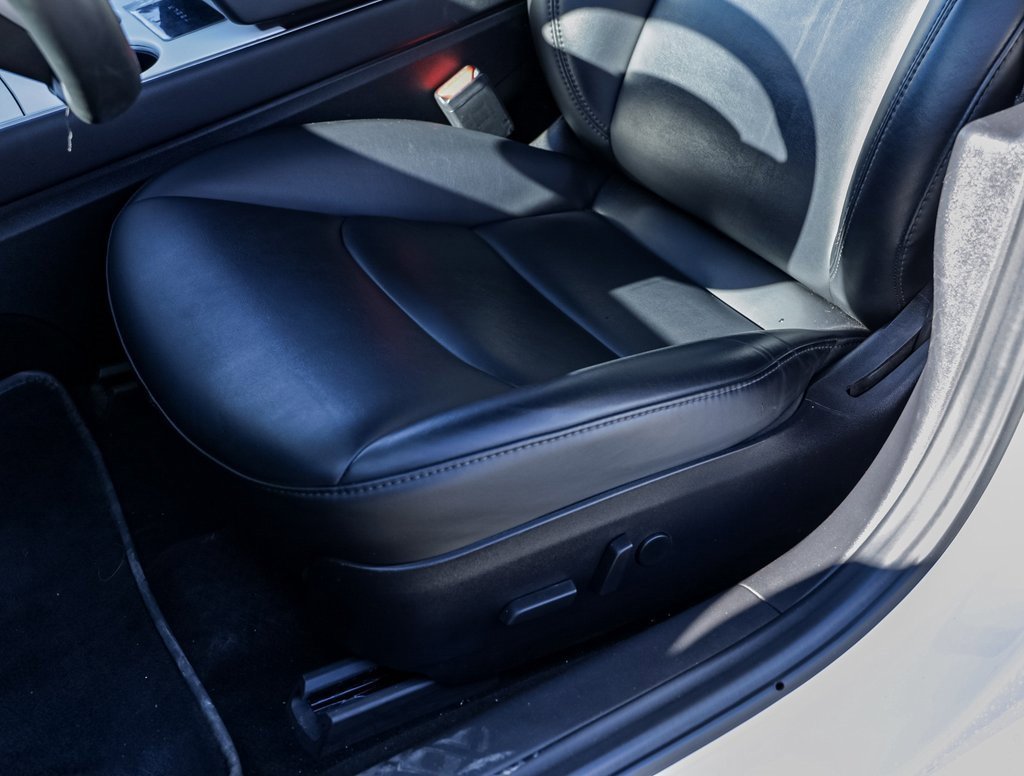 Used 2018 Tesla Model 3 Long Range image 18