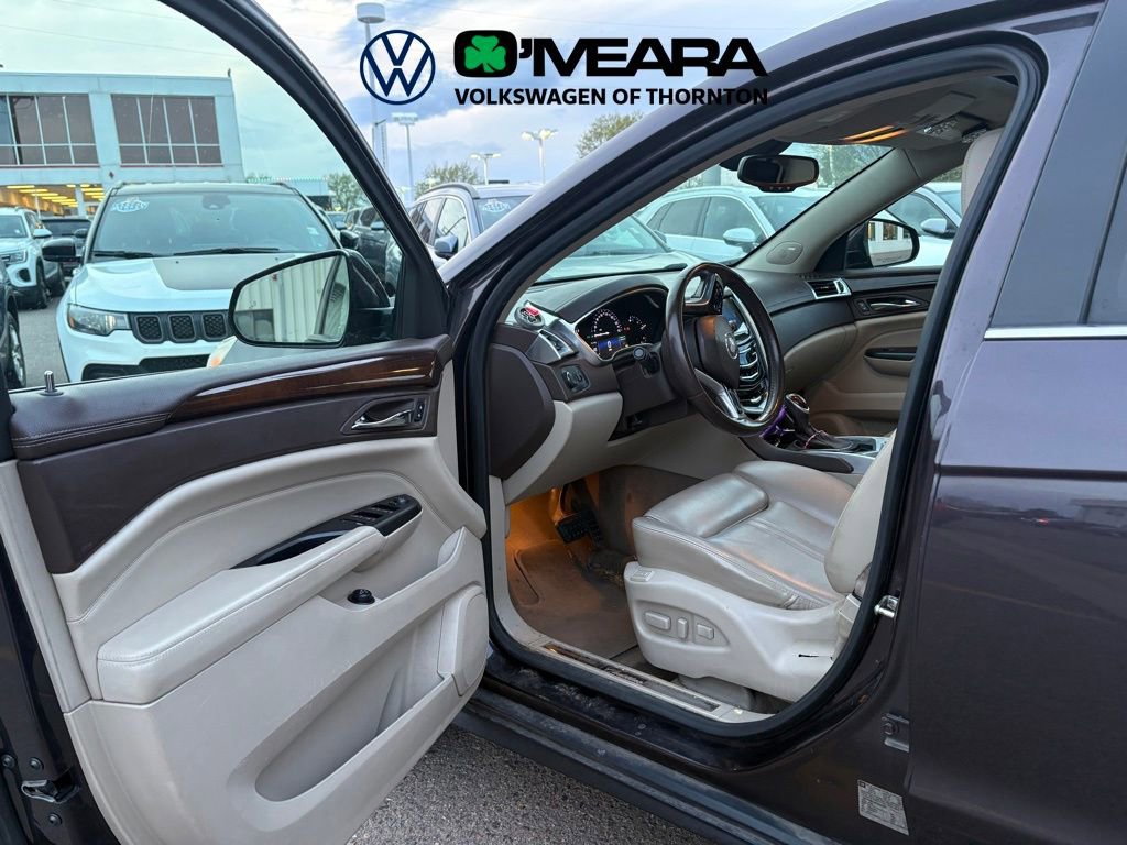 Used 2015 Cadillac SRX Luxury image 6