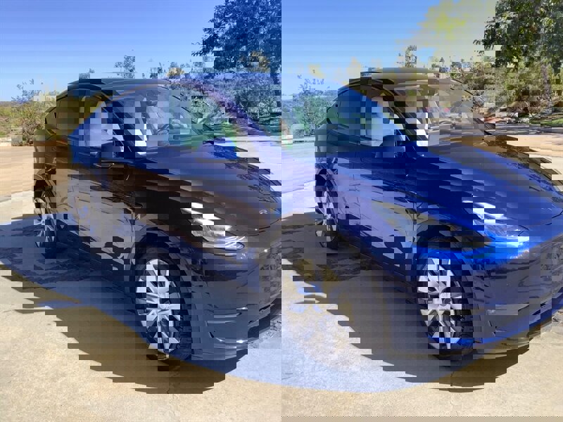 Used 2020 Tesla Model Y Long Range image 9