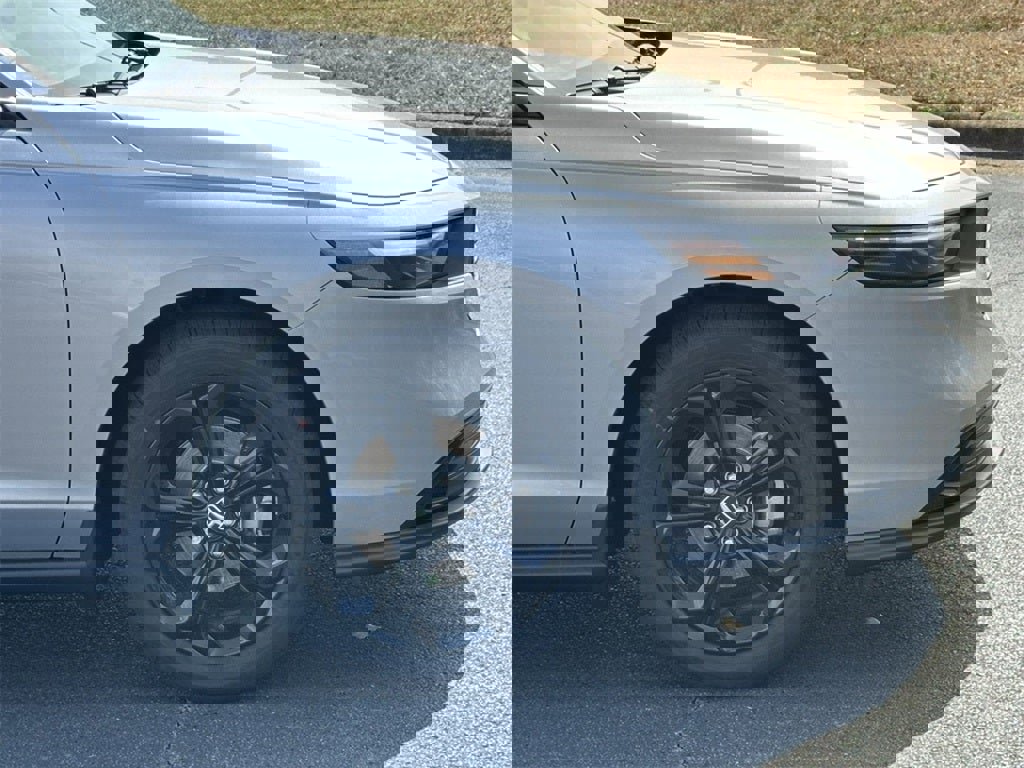 New 2025 Honda Accord SE image 38