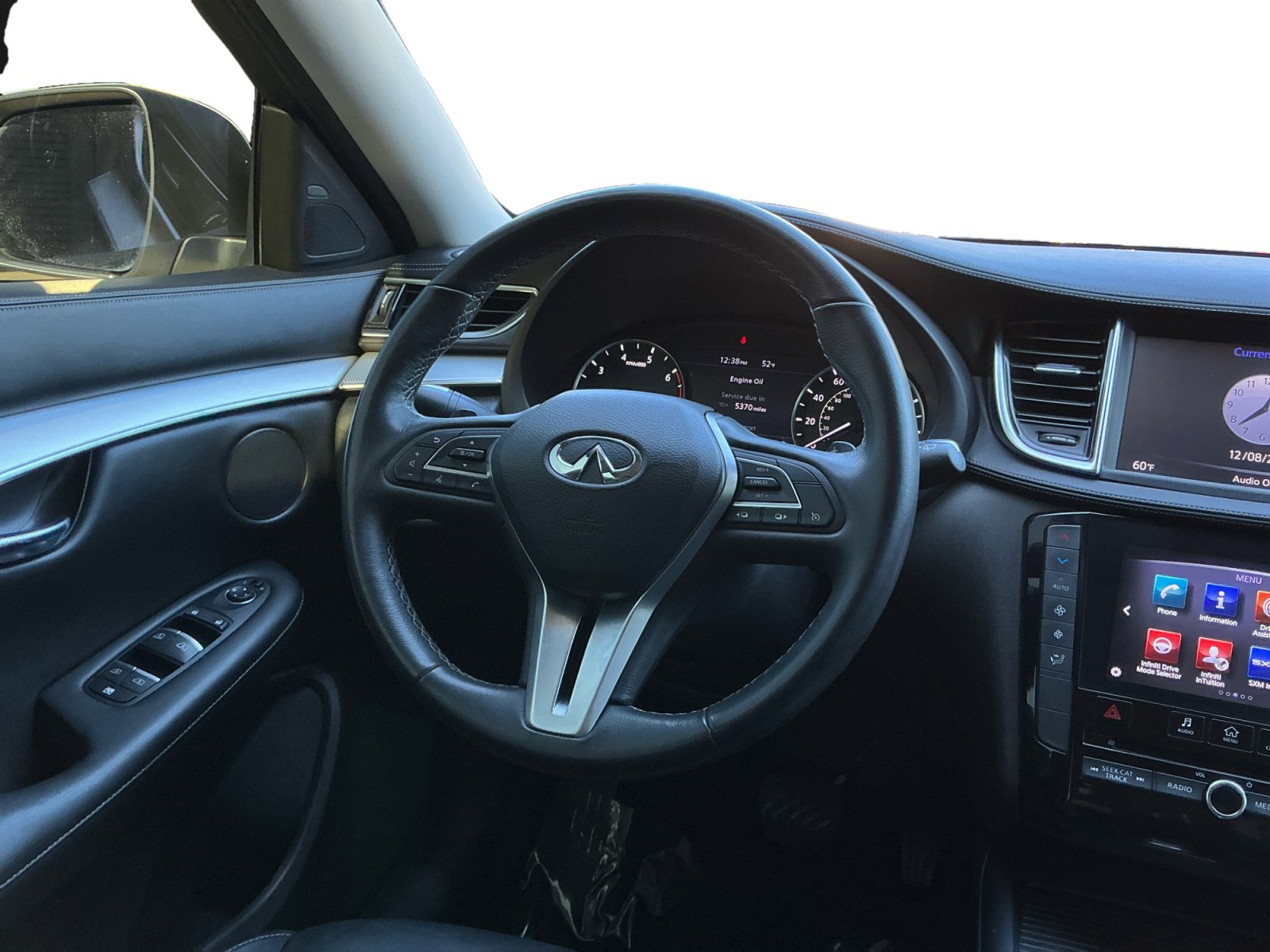 Used 2019 INFINITI QX50 Luxe image 12