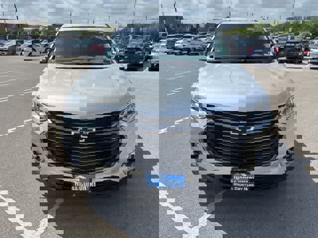 Used 2020 Chevrolet Traverse Premier w/ Redline Edition FWD image 8