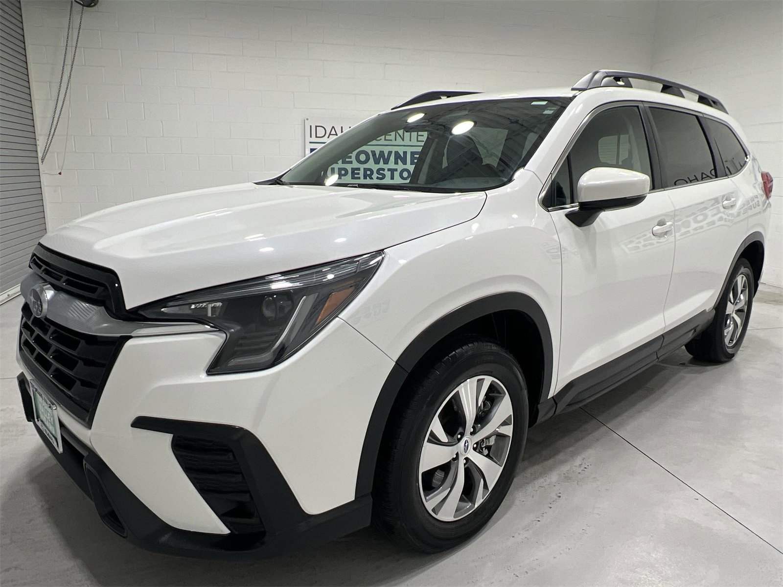 Certified 2024 Subaru Ascent Premium w/ Convenience Package image 4