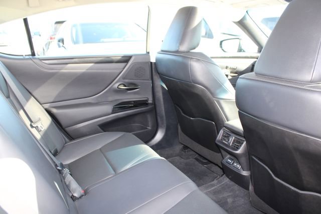Certified 2023 Lexus ES 350 w/ Premium Package image 7