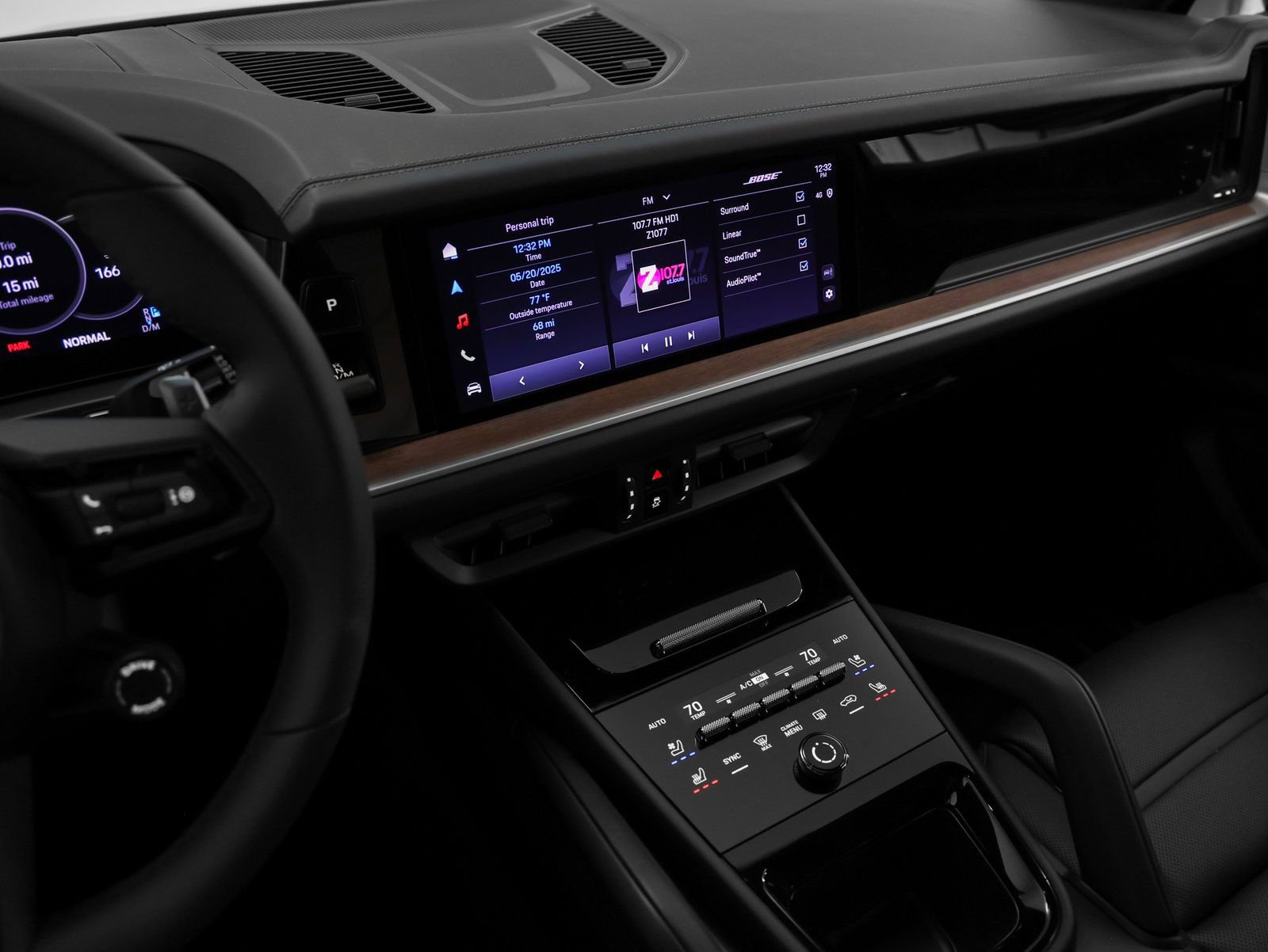 Certified 2025 Porsche Cayenne image 34