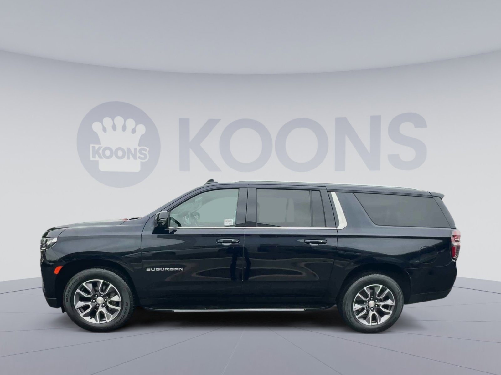 Used 2023 Chevrolet Suburban LT w/ LT Signature Package AWD/4WD image 7