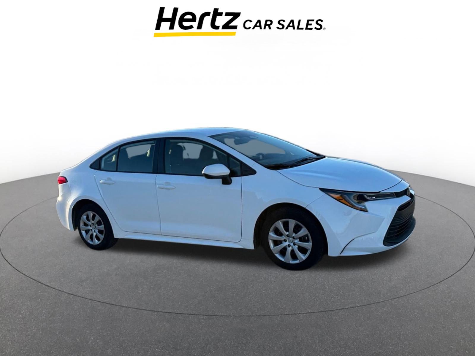 Used 2025 Toyota Corolla LE image 1