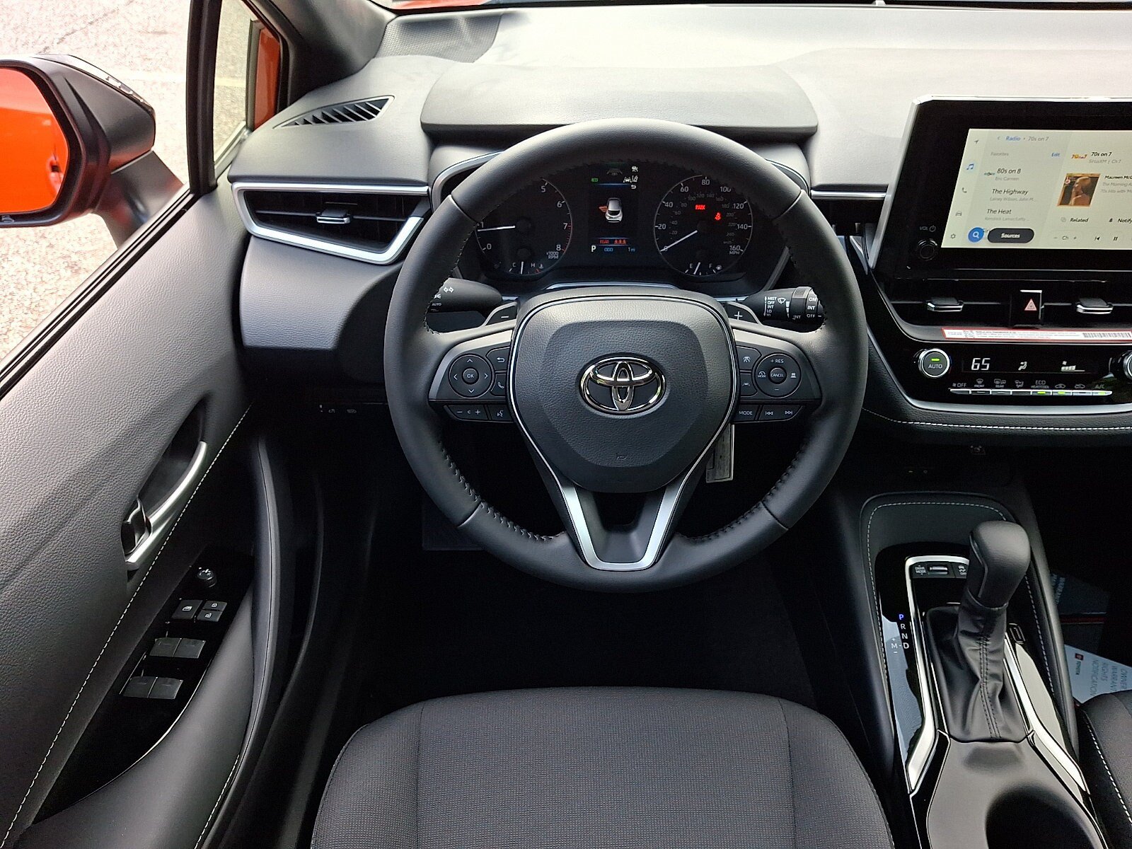 Used 2026 Toyota Corolla SE FWD image 11