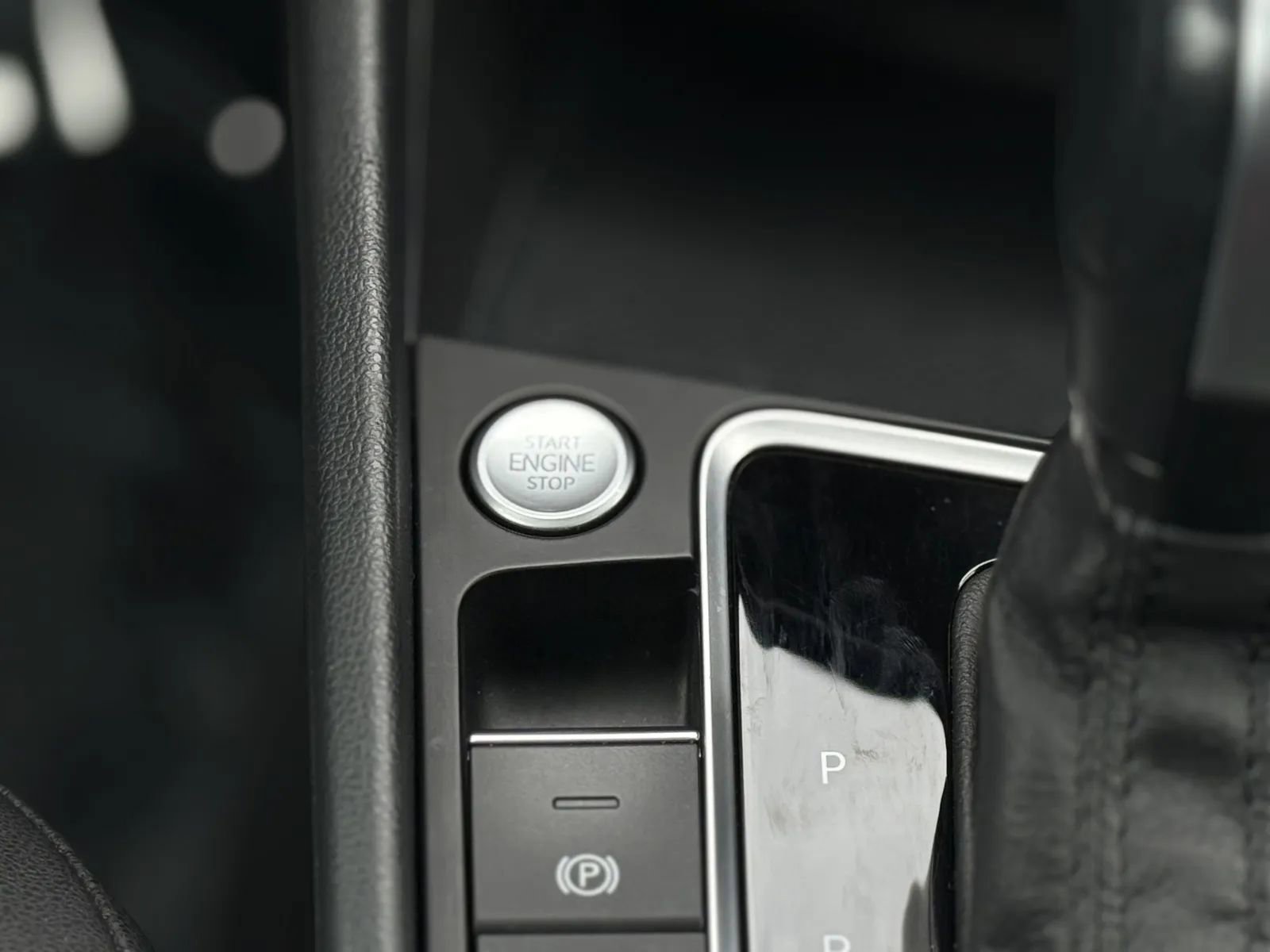 Used 2020 Volkswagen Jetta SE image 35