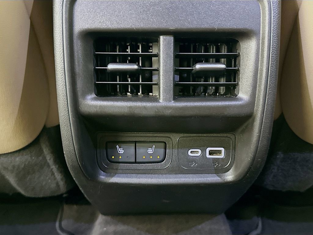 Used 2024 Cadillac XT4 Premium Luxury w/ Technology Package image 26