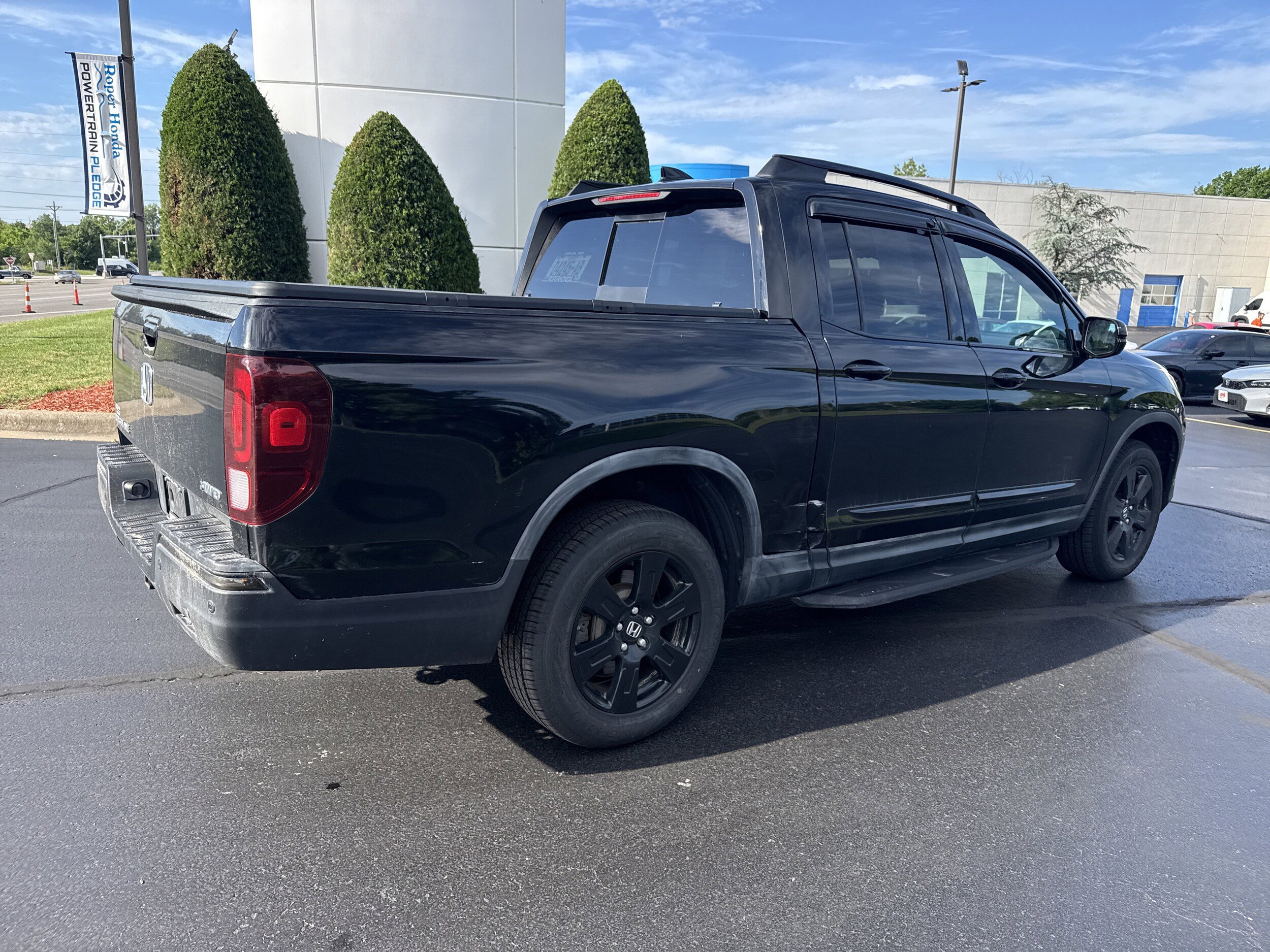Used 2017 Honda Ridgeline Black Edition image 5